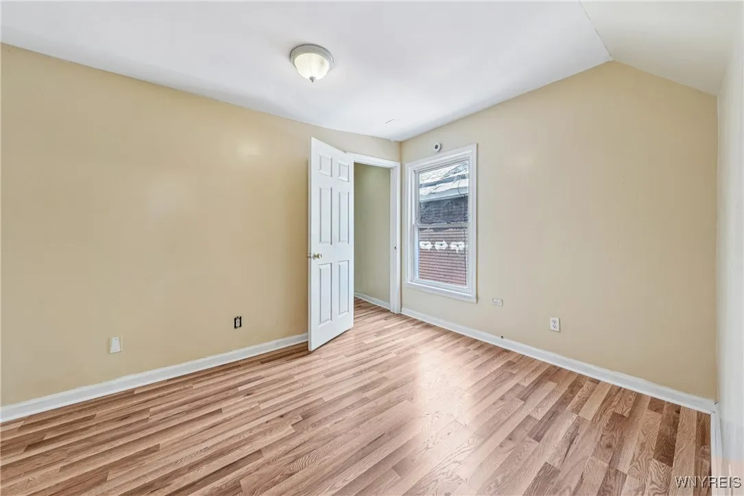 27 Heward Avenue, Buffalo, New York 14207, Buffalo, New York 14207, 5 Bedrooms Bedrooms, ,2 BathroomsBathrooms,Residential,For Sale,27 Heward Avenue, Buffalo, New York 14207,0,B1630360
