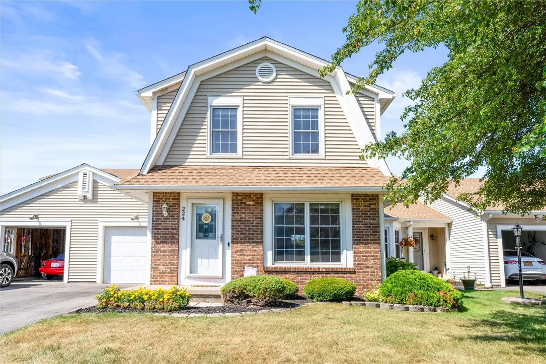 224 South Estate Drive, Webster, New York 14580, Webster, New York 14580, 2 Bedrooms Bedrooms, 5 Rooms Rooms,1 BathroomBathrooms,Residential,Closed,224 South Estate Drive, Webster, New York 14580,0,R1623051