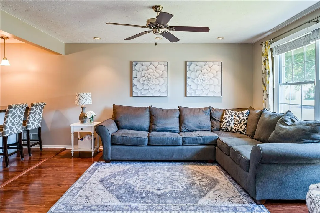 224 South Estate Drive, Webster, New York 14580, Webster, New York 14580, 2 Bedrooms Bedrooms, 5 Rooms Rooms,1 BathroomBathrooms,Residential,Closed,224 South Estate Drive, Webster, New York 14580,0,R1623051