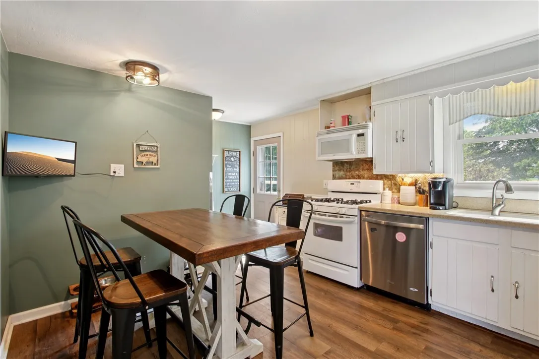 491 North Avenue, Parma, New York 14468, Parma, New York 14468, 3 Bedrooms Bedrooms, 6 Rooms Rooms,1 BathroomBathrooms,Residential,Closed,491 North Avenue, Parma, New York 14468,0,R1630250