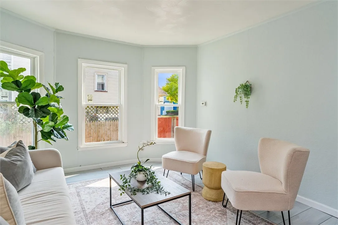 56 Wren Street, Rochester, New York 14613, Rochester, New York 14613, 4 Bedrooms Bedrooms, 8 Rooms Rooms,1 BathroomBathrooms,Residential,Closed,56 Wren Street, Rochester, New York 14613,0,R1630332