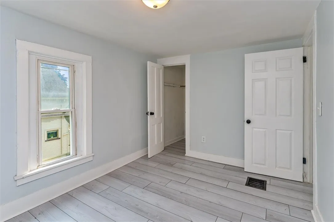 56 Wren Street, Rochester, New York 14613, Rochester, New York 14613, 4 Bedrooms Bedrooms, 8 Rooms Rooms,1 BathroomBathrooms,Residential,Closed,56 Wren Street, Rochester, New York 14613,0,R1630332