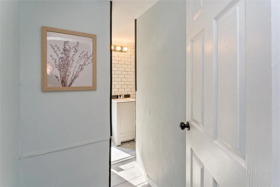 56 Wren Street, Rochester, New York 14613, Rochester, New York 14613, 4 Bedrooms Bedrooms, 8 Rooms Rooms,1 BathroomBathrooms,Residential,Closed,56 Wren Street, Rochester, New York 14613,0,R1630332