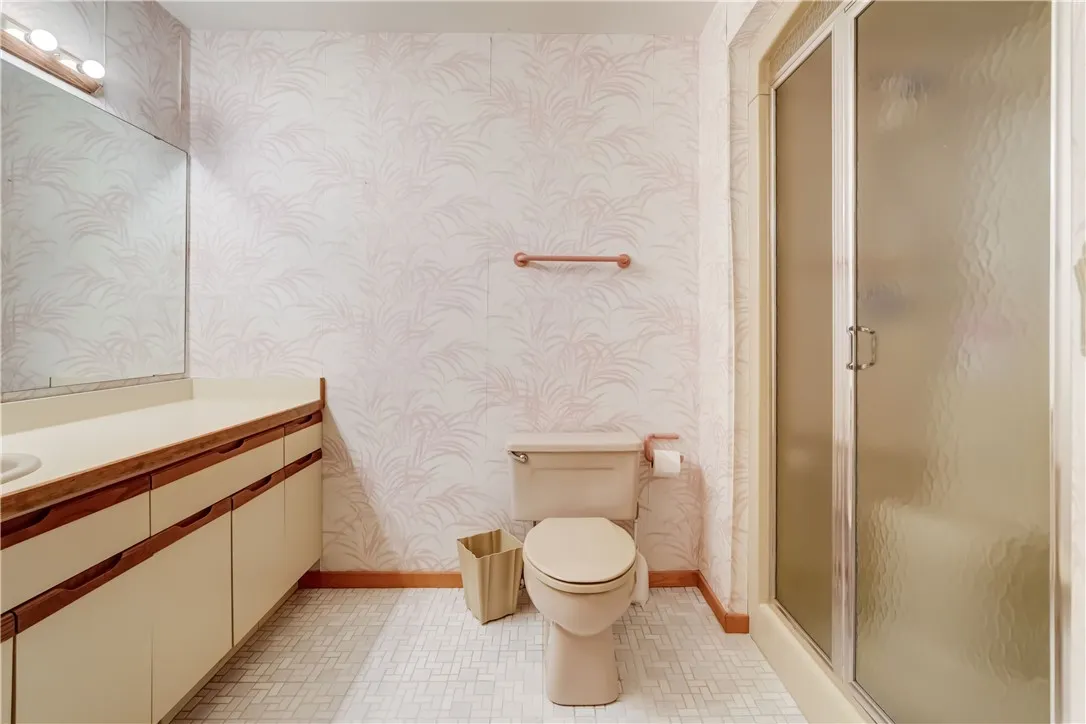 14 Ridgeway Estates, Greece, New York 14626, Greece, New York 14626, 5 Bedrooms Bedrooms, 12 Rooms Rooms,4 BathroomsBathrooms,Residential,Closed,14 Ridgeway Estates, Greece, New York 14626,0,R1629677