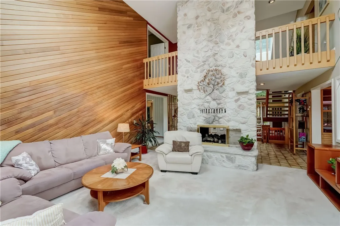 14 Ridgeway Estates, Greece, New York 14626, Greece, New York 14626, 5 Bedrooms Bedrooms, 12 Rooms Rooms,4 BathroomsBathrooms,Residential,Closed,14 Ridgeway Estates, Greece, New York 14626,0,R1629677