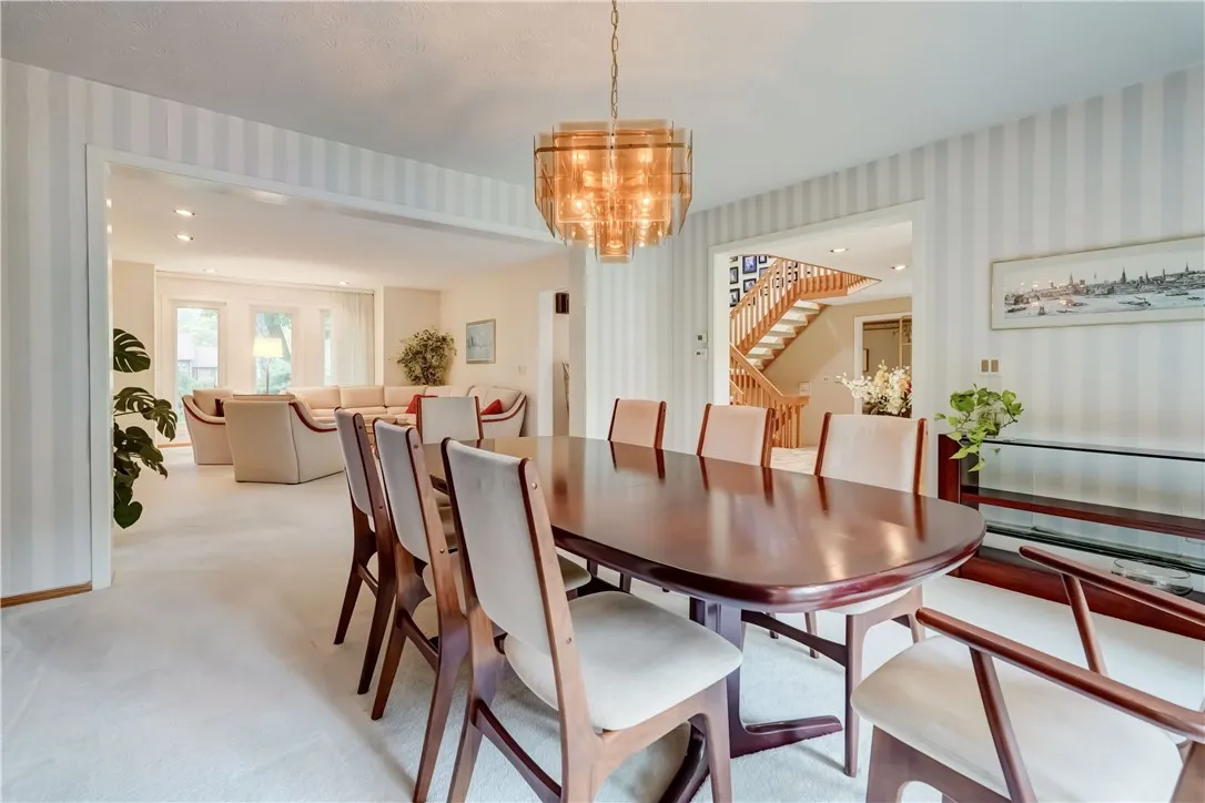 14 Ridgeway Estates, Greece, New York 14626, Greece, New York 14626, 5 Bedrooms Bedrooms, 12 Rooms Rooms,4 BathroomsBathrooms,Residential,Closed,14 Ridgeway Estates, Greece, New York 14626,0,R1629677