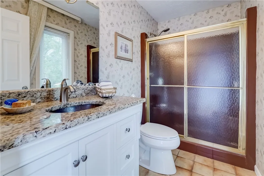 14 Ridgeway Estates, Greece, New York 14626, Greece, New York 14626, 5 Bedrooms Bedrooms, 12 Rooms Rooms,4 BathroomsBathrooms,Residential,Closed,14 Ridgeway Estates, Greece, New York 14626,0,R1629677