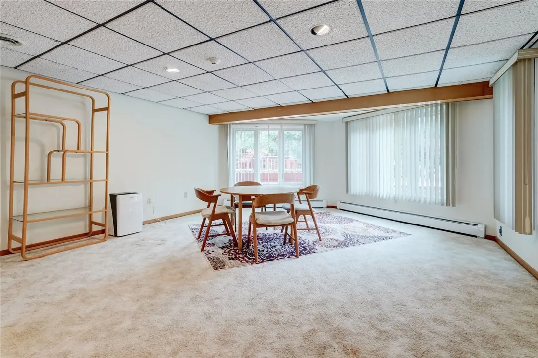 14 Ridgeway Estates, Greece, New York 14626, Greece, New York 14626, 5 Bedrooms Bedrooms, 12 Rooms Rooms,4 BathroomsBathrooms,Residential,Closed,14 Ridgeway Estates, Greece, New York 14626,0,R1629677