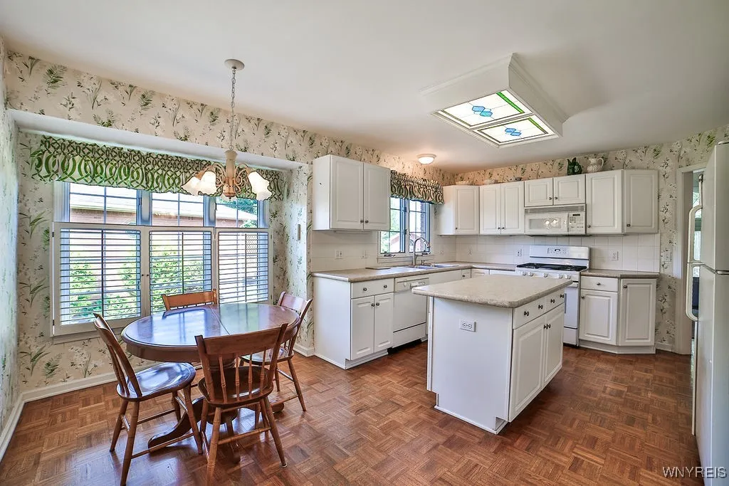 59 Hampton Hill Dr, Amherst, New York 14221, Amherst, New York 14221, 2 Bedrooms Bedrooms, 5 Rooms Rooms,2 BathroomsBathrooms,Residential,Closed,59 Hampton Hill Dr, Amherst, New York 14221,0,B1629787