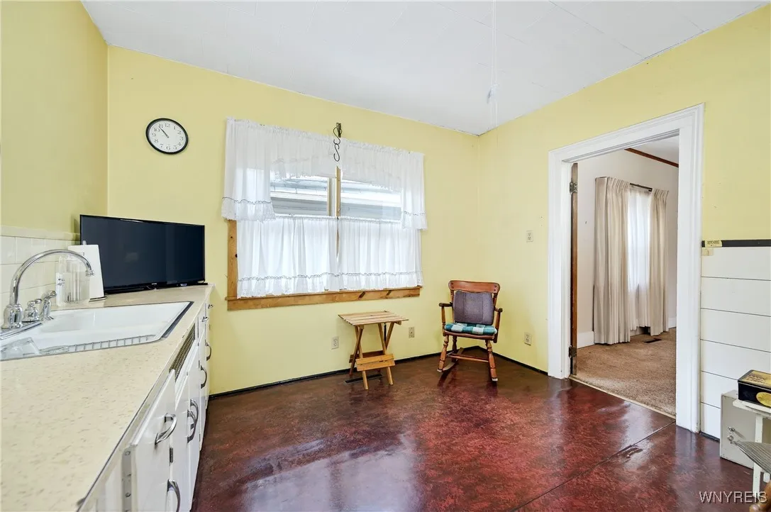 43 Fillmore Avenue, Buffalo, New York 14210, Buffalo, New York 14210, 6 Bedrooms Bedrooms, ,2 BathroomsBathrooms,Residential,Closed,43 Fillmore Avenue, Buffalo, New York 14210,0,B1629301