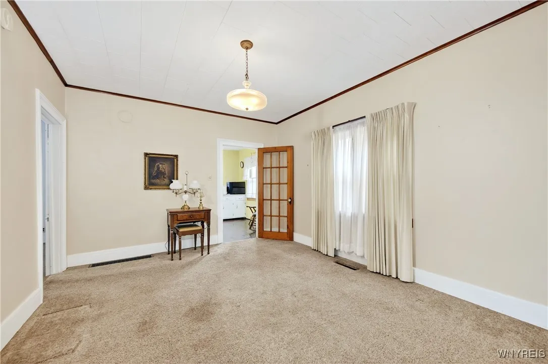 43 Fillmore Avenue, Buffalo, New York 14210, Buffalo, New York 14210, 6 Bedrooms Bedrooms, ,2 BathroomsBathrooms,Residential,Closed,43 Fillmore Avenue, Buffalo, New York 14210,0,B1629301