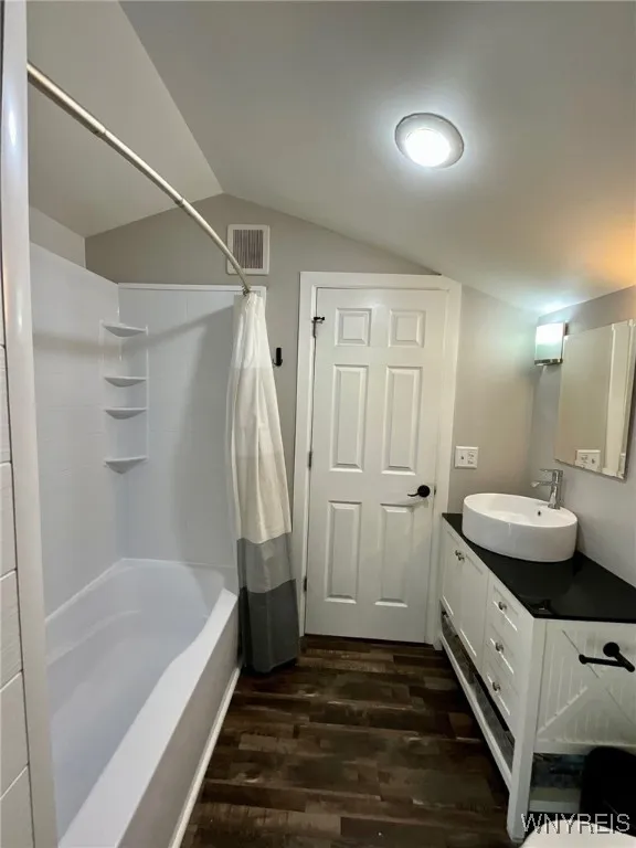 471 Hillside Avenue, Orchard Park, New York 14127, Orchard Park, New York 14127, 3 Bedrooms Bedrooms, 8 Rooms Rooms,1 BathroomBathrooms,Residential,For Sale,471 Hillside Avenue, Orchard Park, New York 14127,B1630347