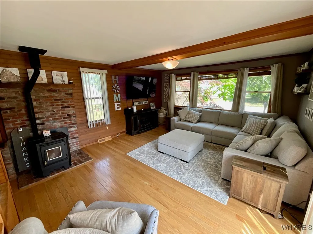 471 Hillside Avenue, Orchard Park, New York 14127, Orchard Park, New York 14127, 3 Bedrooms Bedrooms, 8 Rooms Rooms,1 BathroomBathrooms,Residential,For Sale,471 Hillside Avenue, Orchard Park, New York 14127,B1630347