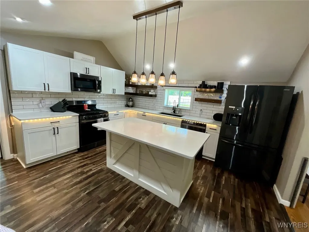 471 Hillside Avenue, Orchard Park, New York 14127, Orchard Park, New York 14127, 3 Bedrooms Bedrooms, 8 Rooms Rooms,1 BathroomBathrooms,Residential,For Sale,471 Hillside Avenue, Orchard Park, New York 14127,B1630347