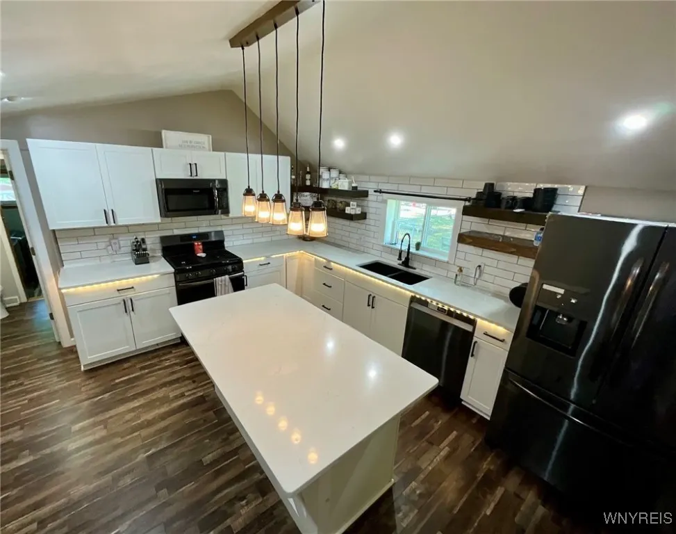 471 Hillside Avenue, Orchard Park, New York 14127, Orchard Park, New York 14127, 3 Bedrooms Bedrooms, 8 Rooms Rooms,1 BathroomBathrooms,Residential,For Sale,471 Hillside Avenue, Orchard Park, New York 14127,B1630347