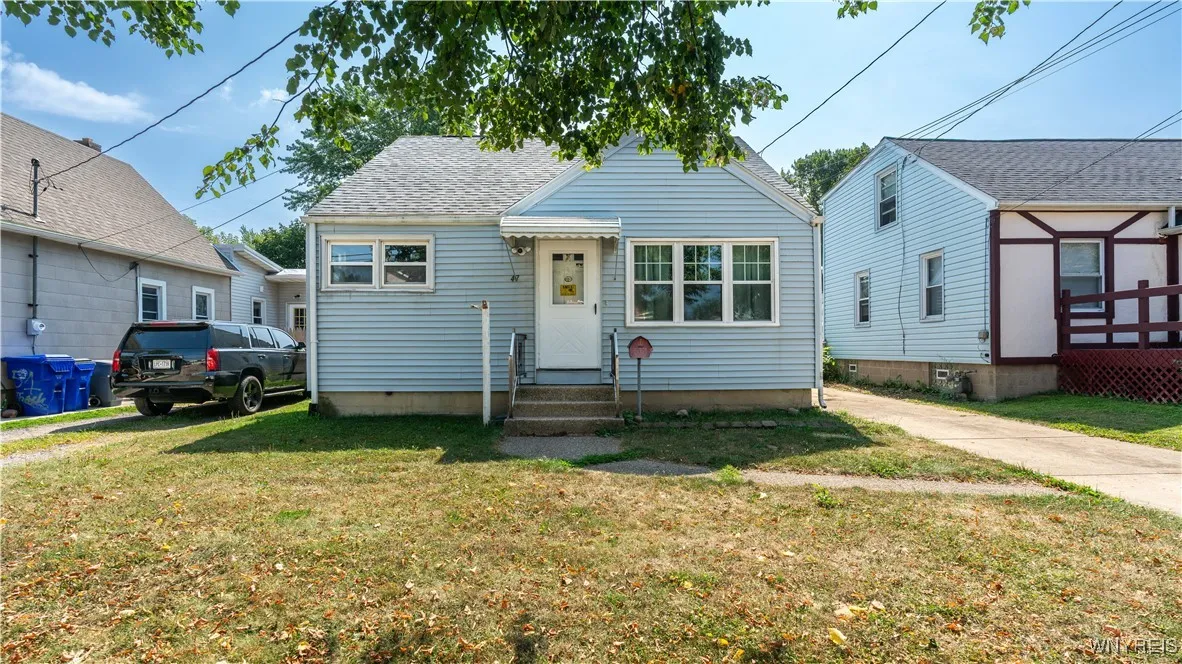 47 Thorndale Avenue, West Seneca, New York 14224, West Seneca, New York 14224, 4 Bedrooms Bedrooms, 6 Rooms Rooms,1 BathroomBathrooms,Residential,For Sale,47 Thorndale Avenue, West Seneca, New York 14224,B1630193