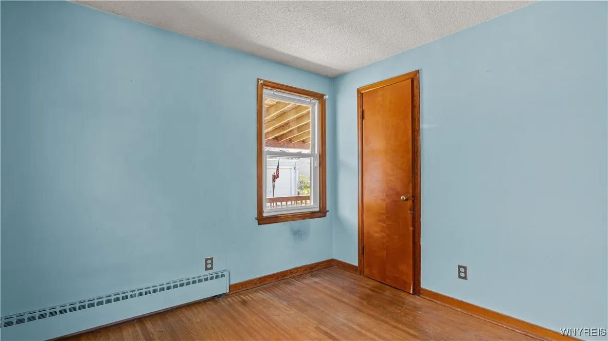 47 Thorndale Avenue, West Seneca, New York 14224, West Seneca, New York 14224, 4 Bedrooms Bedrooms, 6 Rooms Rooms,1 BathroomBathrooms,Residential,For Sale,47 Thorndale Avenue, West Seneca, New York 14224,B1630193