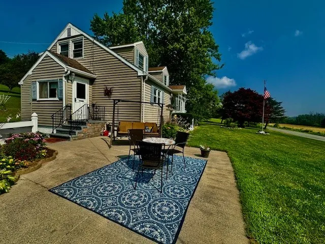 7459 Potter Road, Throop, New York 13021, Throop, New York 13021, 5 Bedrooms Bedrooms, 7 Rooms Rooms,1 BathroomBathrooms,Residential,Closed,7459 Potter Road, Throop, New York 13021,0,R1617209