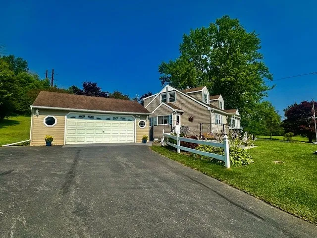 7459 Potter Road, Throop, New York 13021, Throop, New York 13021, 5 Bedrooms Bedrooms, 7 Rooms Rooms,1 BathroomBathrooms,Residential,Closed,7459 Potter Road, Throop, New York 13021,0,R1617209