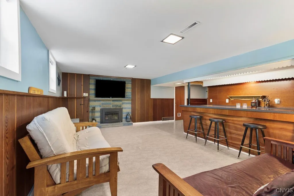 100 Shady Lane, Manlius, New York 13066, Manlius, New York 13066, 3 Bedrooms Bedrooms, 8 Rooms Rooms,2 BathroomsBathrooms,Residential,Closed,100 Shady Lane, Manlius, New York 13066,0,S1629858