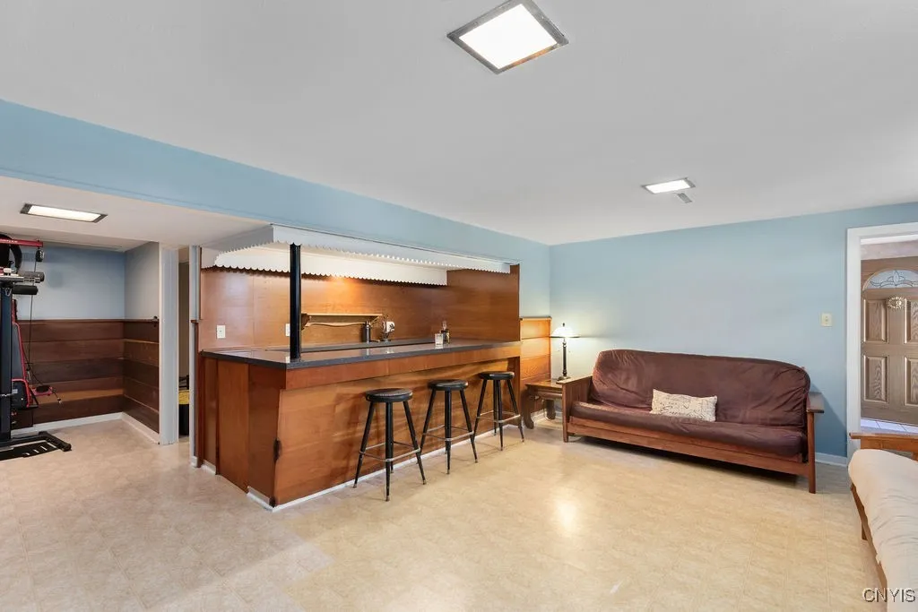 100 Shady Lane, Manlius, New York 13066, Manlius, New York 13066, 3 Bedrooms Bedrooms, 8 Rooms Rooms,2 BathroomsBathrooms,Residential,Closed,100 Shady Lane, Manlius, New York 13066,0,S1629858