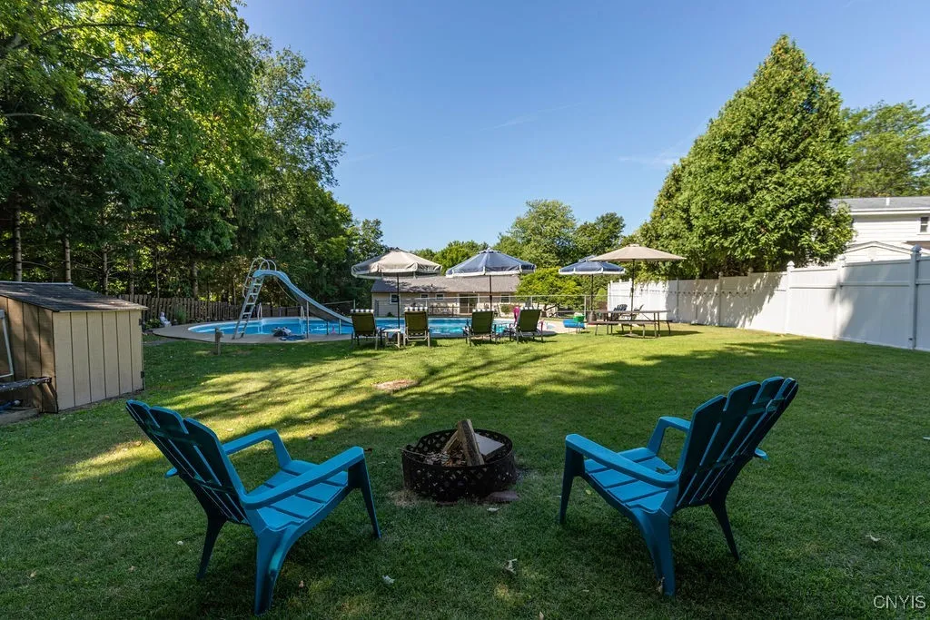 100 Shady Lane, Manlius, New York 13066, Manlius, New York 13066, 3 Bedrooms Bedrooms, 8 Rooms Rooms,2 BathroomsBathrooms,Residential,Closed,100 Shady Lane, Manlius, New York 13066,0,S1629858