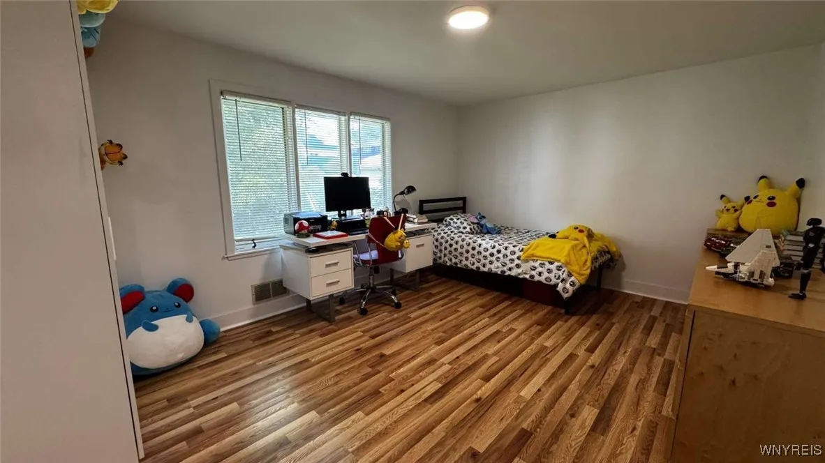 80 Edge Park Avenue, Buffalo, New York 14216, Buffalo, New York 14216, 3 Bedrooms Bedrooms, 9 Rooms Rooms,2 BathroomsBathrooms,Residential,Closed,80 Edge Park Avenue, Buffalo, New York 14216,0,B1630439