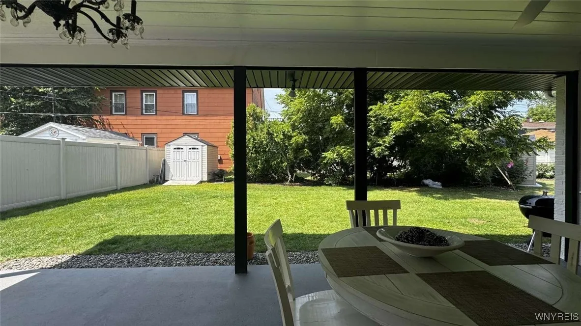 80 Edge Park Avenue, Buffalo, New York 14216, Buffalo, New York 14216, 3 Bedrooms Bedrooms, 9 Rooms Rooms,2 BathroomsBathrooms,Residential,Closed,80 Edge Park Avenue, Buffalo, New York 14216,0,B1630439