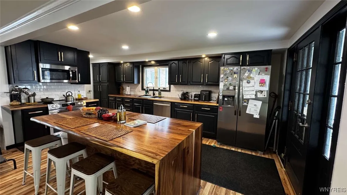 80 Edge Park Avenue, Buffalo, New York 14216, Buffalo, New York 14216, 3 Bedrooms Bedrooms, 9 Rooms Rooms,2 BathroomsBathrooms,Residential,Closed,80 Edge Park Avenue, Buffalo, New York 14216,0,B1630439