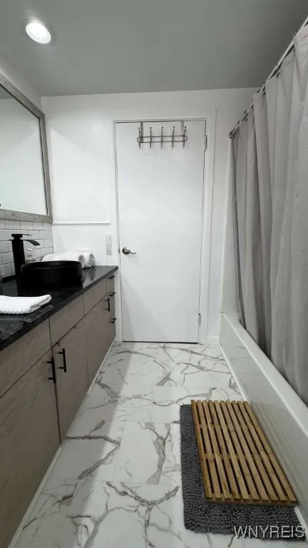 80 Edge Park Avenue, Buffalo, New York 14216, Buffalo, New York 14216, 3 Bedrooms Bedrooms, 9 Rooms Rooms,2 BathroomsBathrooms,Residential,Closed,80 Edge Park Avenue, Buffalo, New York 14216,0,B1630439