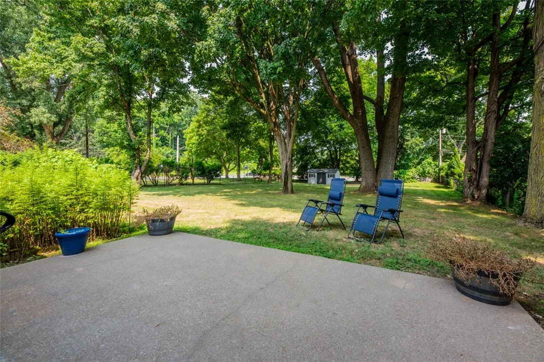 410 Thomar Drive, Webster, New York 14580, Webster, New York 14580, 3 Bedrooms Bedrooms, 5 Rooms Rooms,1 BathroomBathrooms,Residential,Closed,410 Thomar Drive, Webster, New York 14580,0,R1630106