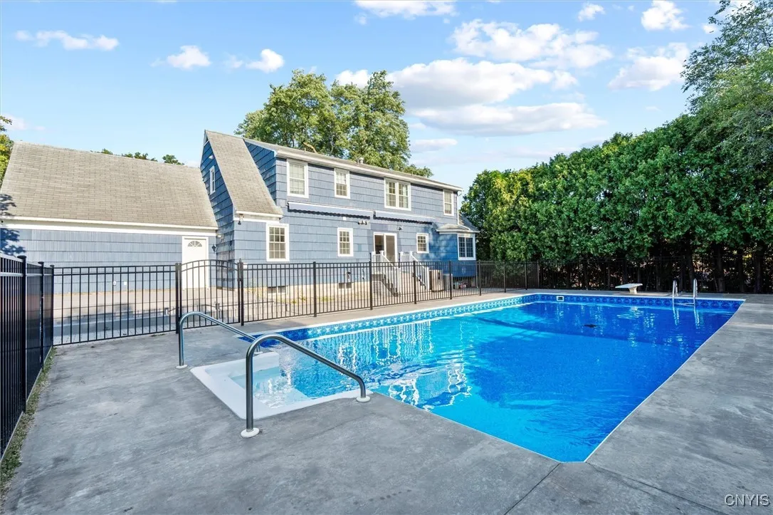 136 Fiordan Road, Dewitt, New York 13214, De Witt, New York 13214, 4 Bedrooms Bedrooms, 11 Rooms Rooms,2 BathroomsBathrooms,Residential,Closed,136 Fiordan Road, Dewitt, New York 13214,0,S1630244