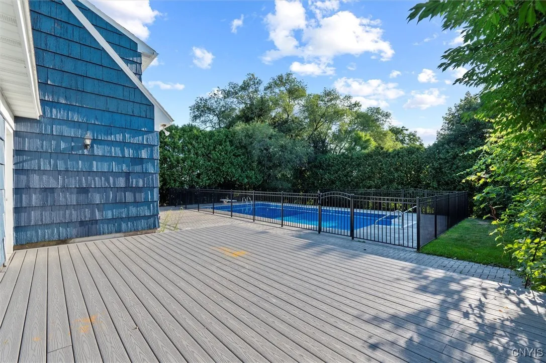 136 Fiordan Road, Dewitt, New York 13214, De Witt, New York 13214, 4 Bedrooms Bedrooms, 11 Rooms Rooms,2 BathroomsBathrooms,Residential,Closed,136 Fiordan Road, Dewitt, New York 13214,0,S1630244