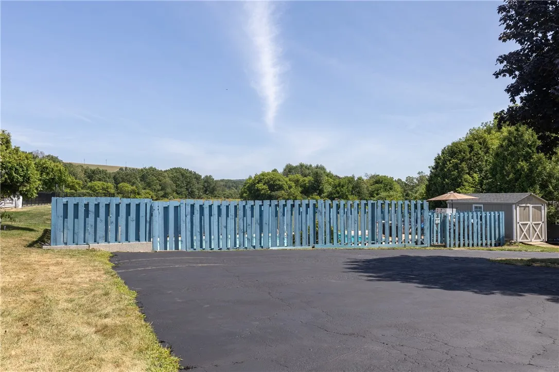 6858 Lakeview, Bath, New York 14810, Bath, New York 14810, 3 Bedrooms Bedrooms, 9 Rooms Rooms,1 BathroomBathrooms,Residential,Closed,6858 Lakeview, Bath, New York 14810,0,R1630230