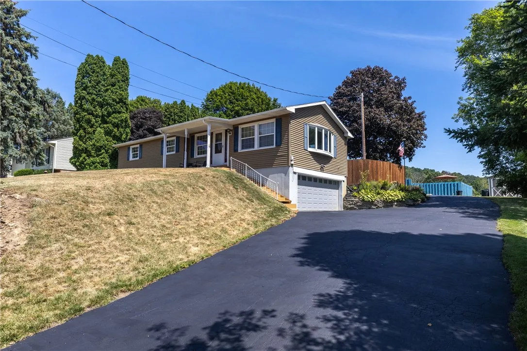 6858 Lakeview, Bath, New York 14810, Bath, New York 14810, 3 Bedrooms Bedrooms, 9 Rooms Rooms,1 BathroomBathrooms,Residential,Closed,6858 Lakeview, Bath, New York 14810,0,R1630230