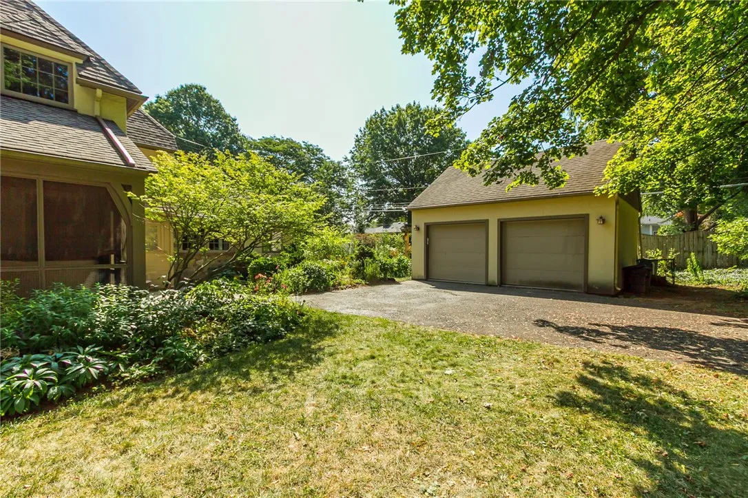 239 Avalon Drive, Brighton, New York 14618, Brighton, New York 14618, 3 Bedrooms Bedrooms, 8 Rooms Rooms,2 BathroomsBathrooms,Residential,Closed,239 Avalon Drive, Brighton, New York 14618,0,R1630452