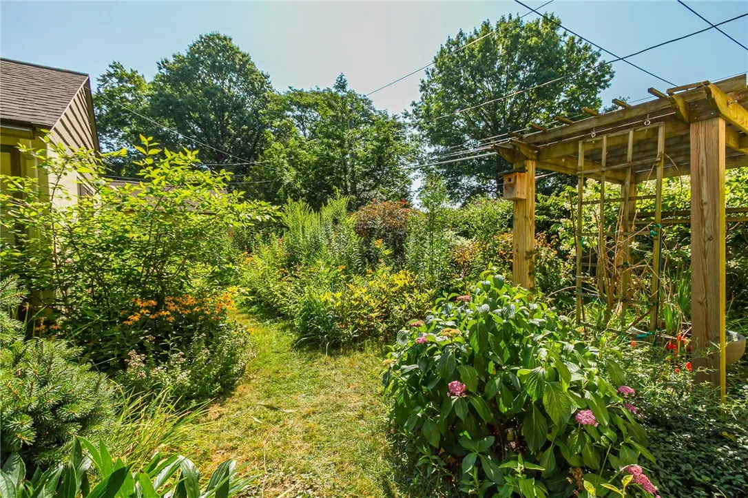 239 Avalon Drive, Brighton, New York 14618, Brighton, New York 14618, 3 Bedrooms Bedrooms, 8 Rooms Rooms,2 BathroomsBathrooms,Residential,Closed,239 Avalon Drive, Brighton, New York 14618,0,R1630452