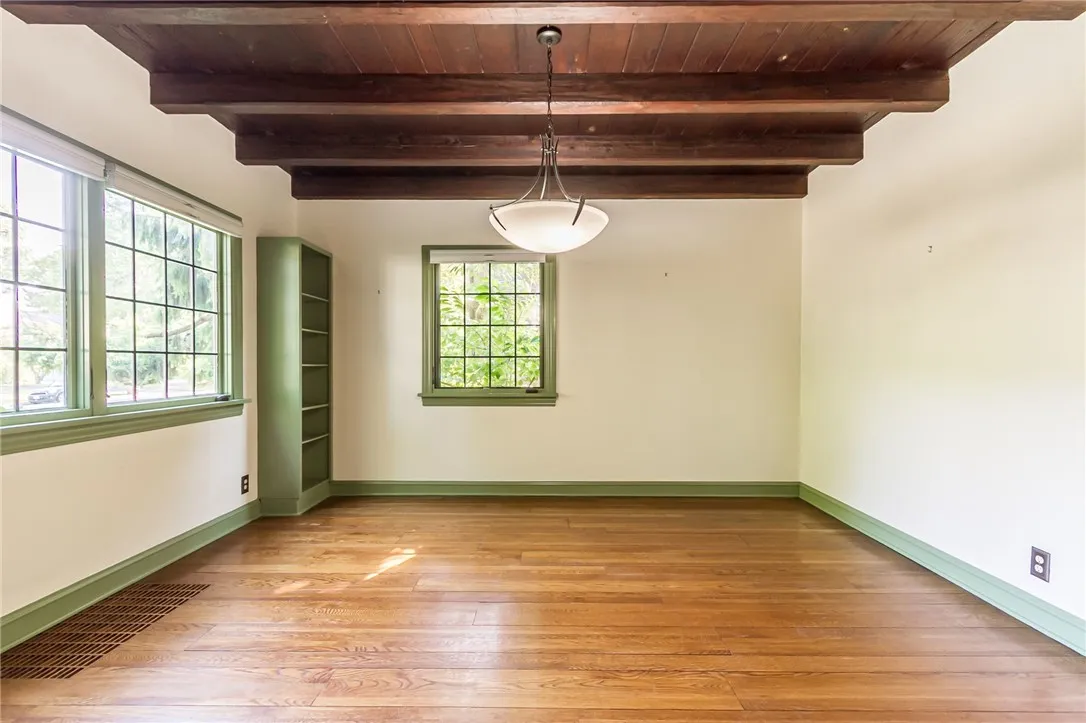 239 Avalon Drive, Brighton, New York 14618, Brighton, New York 14618, 3 Bedrooms Bedrooms, 8 Rooms Rooms,2 BathroomsBathrooms,Residential,Closed,239 Avalon Drive, Brighton, New York 14618,0,R1630452