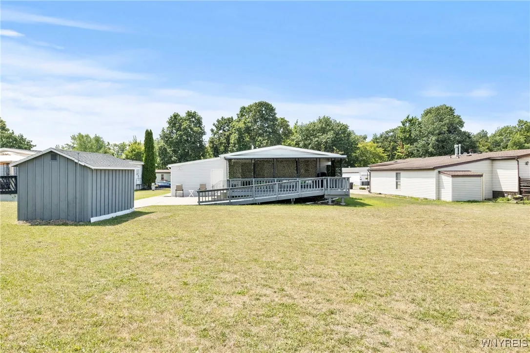 54 North Eaglecrest Drive, Hamburg, New York 14075, Hamburg, New York 14075, 3 Bedrooms Bedrooms, 6 Rooms Rooms,2 BathroomsBathrooms,Residential,For Sale,54 North Eaglecrest Drive, Hamburg, New York 14075,B1630436