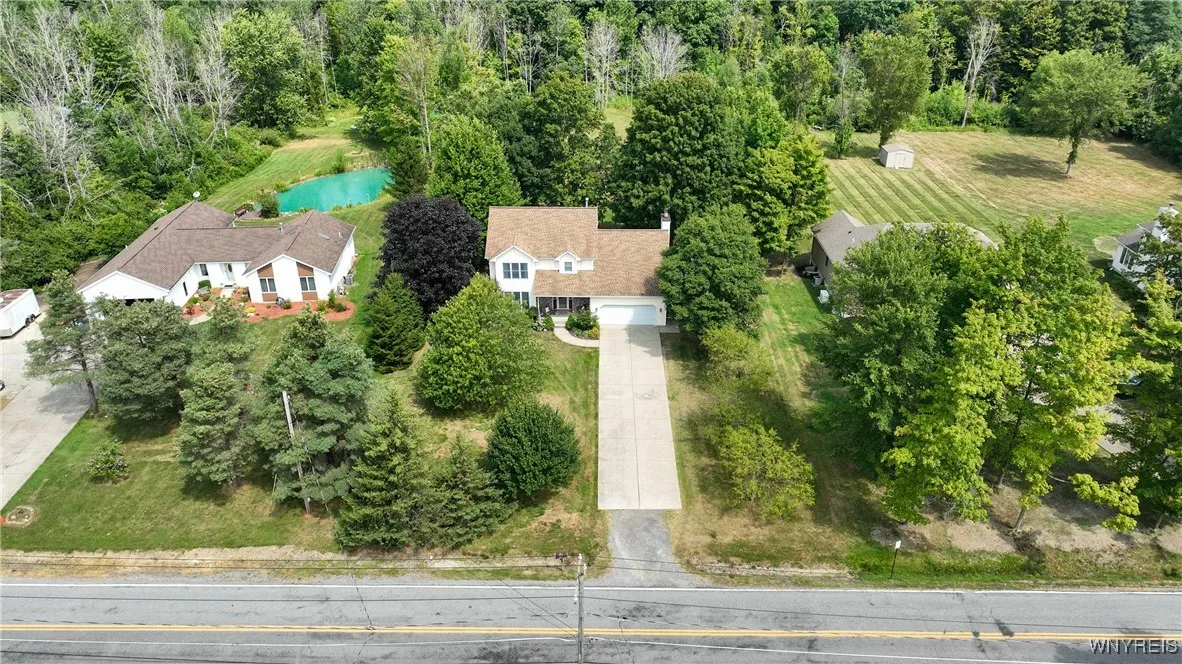 834 Bennett Road, Evans, New York 14006, Evans, New York 14006, 3 Bedrooms Bedrooms, 7 Rooms Rooms,2 BathroomsBathrooms,Residential,Closed,834 Bennett Road, Evans, New York 14006,0,B1630015