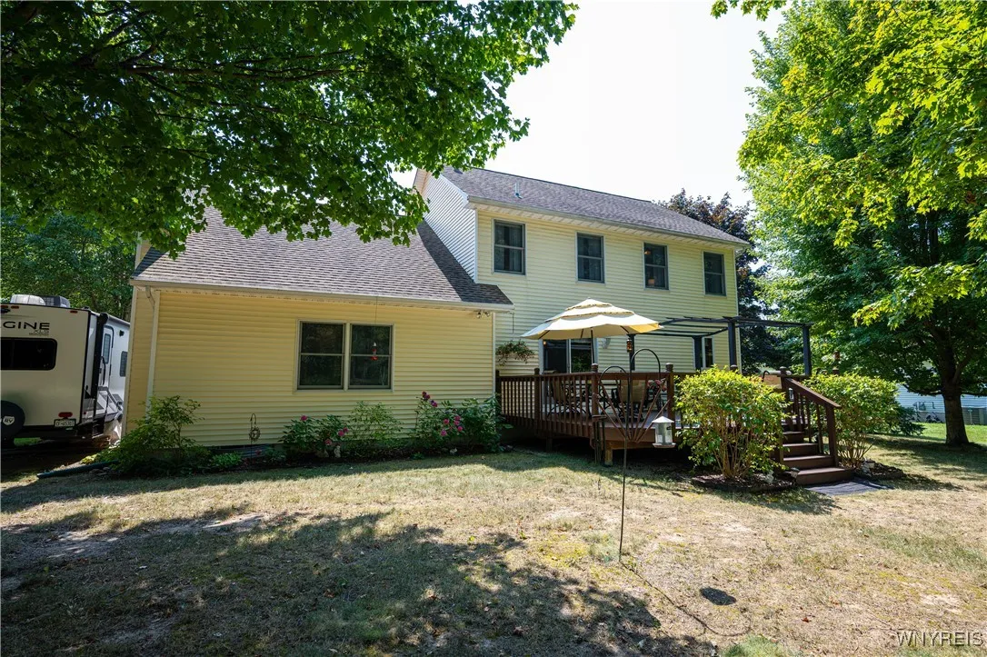 834 Bennett Road, Evans, New York 14006, Evans, New York 14006, 3 Bedrooms Bedrooms, 7 Rooms Rooms,2 BathroomsBathrooms,Residential,Closed,834 Bennett Road, Evans, New York 14006,0,B1630015