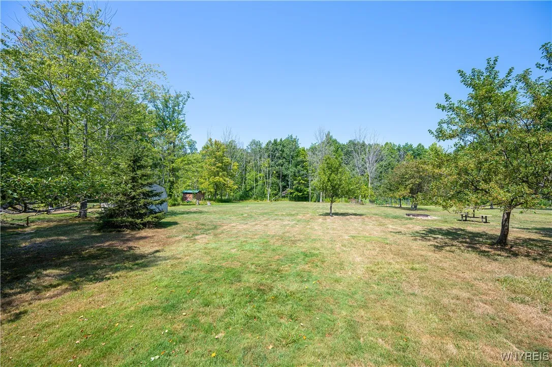 834 Bennett Road, Evans, New York 14006, Evans, New York 14006, 3 Bedrooms Bedrooms, 7 Rooms Rooms,2 BathroomsBathrooms,Residential,Closed,834 Bennett Road, Evans, New York 14006,0,B1630015