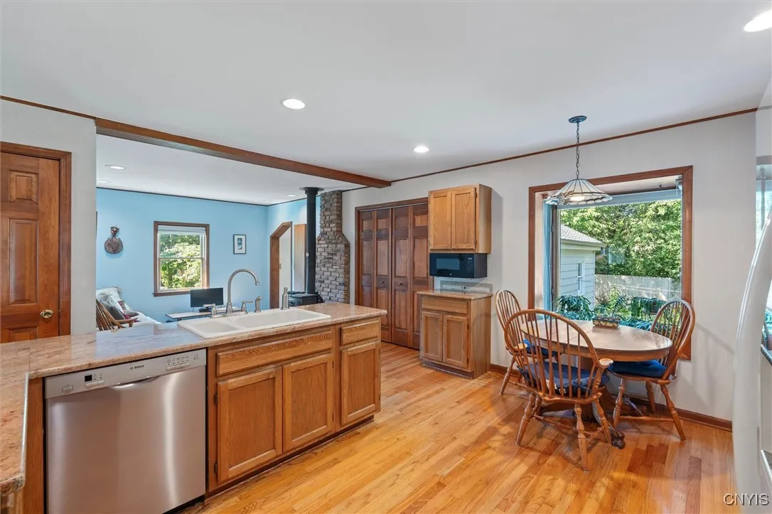 112 Kittell Road, Dewitt, New York 13066, De Witt, New York 13066, 4 Bedrooms Bedrooms, 9 Rooms Rooms,3 BathroomsBathrooms,Residential,For Sale,112 Kittell Road, Dewitt, New York 13066,0,S1630158