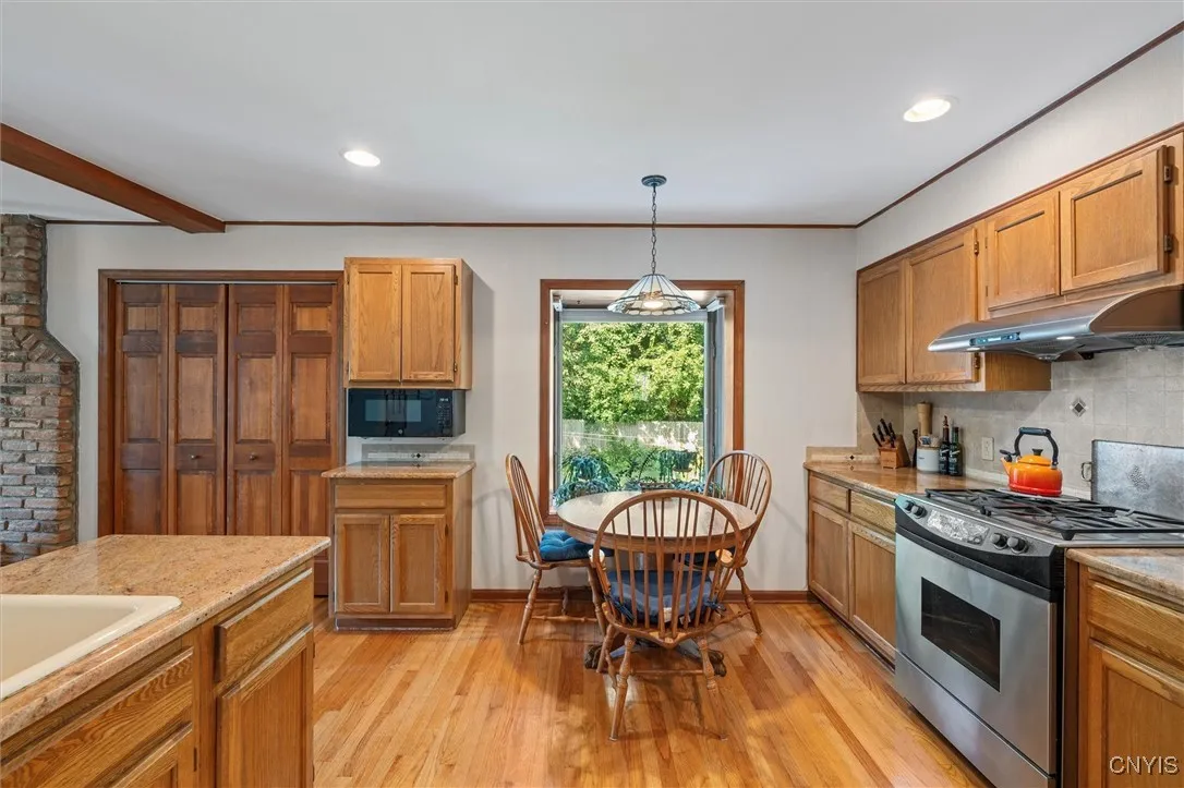 112 Kittell Road, Dewitt, New York 13066, De Witt, New York 13066, 4 Bedrooms Bedrooms, 9 Rooms Rooms,3 BathroomsBathrooms,Residential,For Sale,112 Kittell Road, Dewitt, New York 13066,0,S1630158