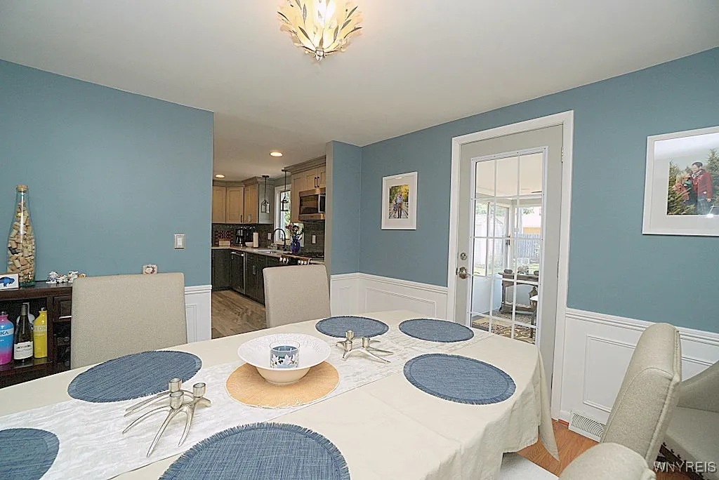17 Patricia Drive, Tonawanda, New York 14150, Tonawanda, New York 14150, 4 Bedrooms Bedrooms, 8 Rooms Rooms,1 BathroomBathrooms,Residential,For Sale,17 Patricia Drive, Tonawanda, New York 14150,B1629877