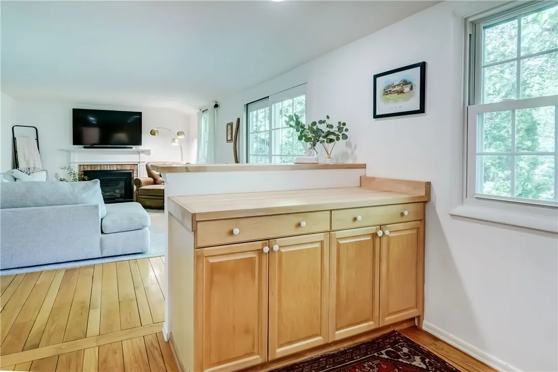 34 Harper Drive, Pittsford, New York 14534, Pittsford, New York 14534, 3 Bedrooms Bedrooms, 9 Rooms Rooms,2 BathroomsBathrooms,Residential,Closed,34 Harper Drive, Pittsford, New York 14534,0,R1629708