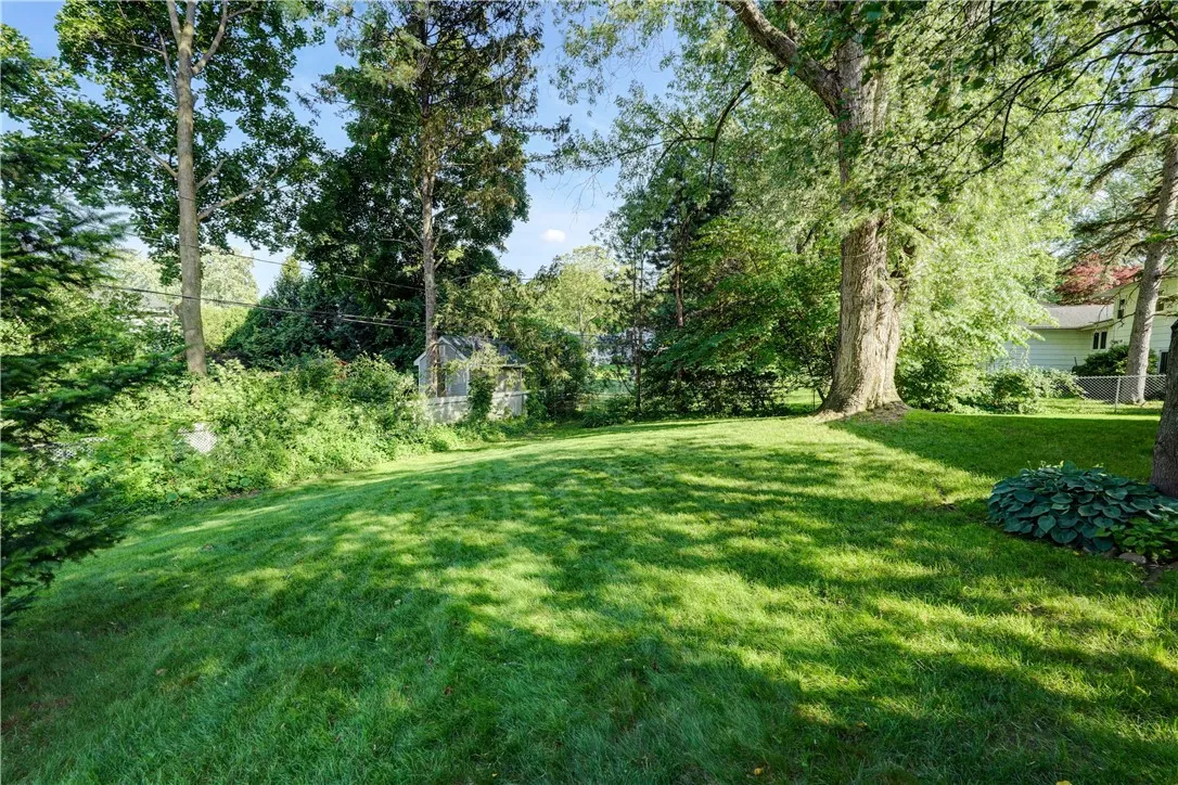 34 Harper Drive, Pittsford, New York 14534, Pittsford, New York 14534, 3 Bedrooms Bedrooms, 9 Rooms Rooms,2 BathroomsBathrooms,Residential,Closed,34 Harper Drive, Pittsford, New York 14534,0,R1629708