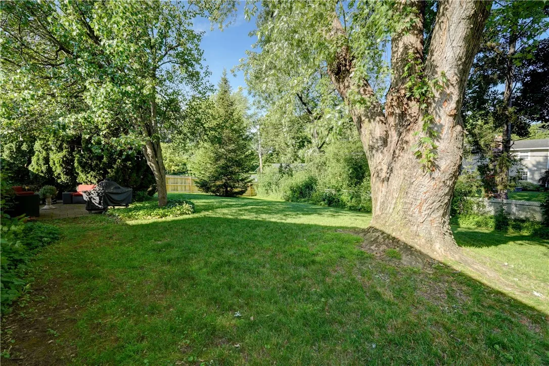 34 Harper Drive, Pittsford, New York 14534, Pittsford, New York 14534, 3 Bedrooms Bedrooms, 9 Rooms Rooms,2 BathroomsBathrooms,Residential,Closed,34 Harper Drive, Pittsford, New York 14534,0,R1629708