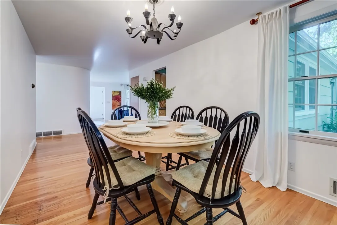 34 Harper Drive, Pittsford, New York 14534, Pittsford, New York 14534, 3 Bedrooms Bedrooms, 9 Rooms Rooms,2 BathroomsBathrooms,Residential,Closed,34 Harper Drive, Pittsford, New York 14534,0,R1629708