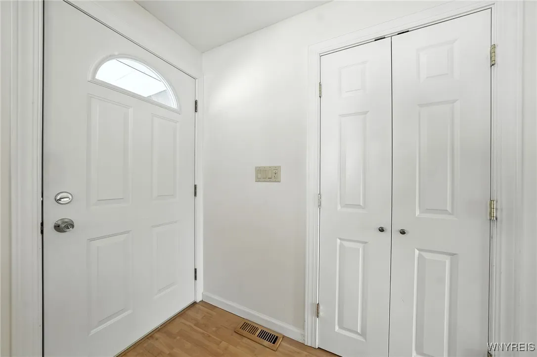 542 Woodstock Avenue, Tonawanda, New York 14150, Tonawanda, New York 14150, 3 Bedrooms Bedrooms, 7 Rooms Rooms,2 BathroomsBathrooms,Residential,For Sale,542 Woodstock Avenue, Tonawanda, New York 14150,B1630290